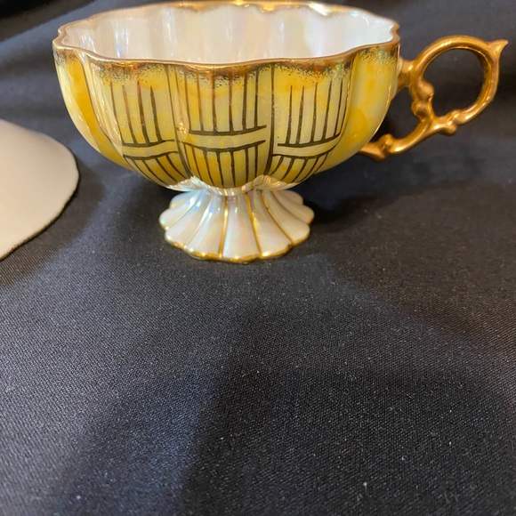Vintage Yellow Fancy Royal Sealy cup and saucer - Picture 2 of 5